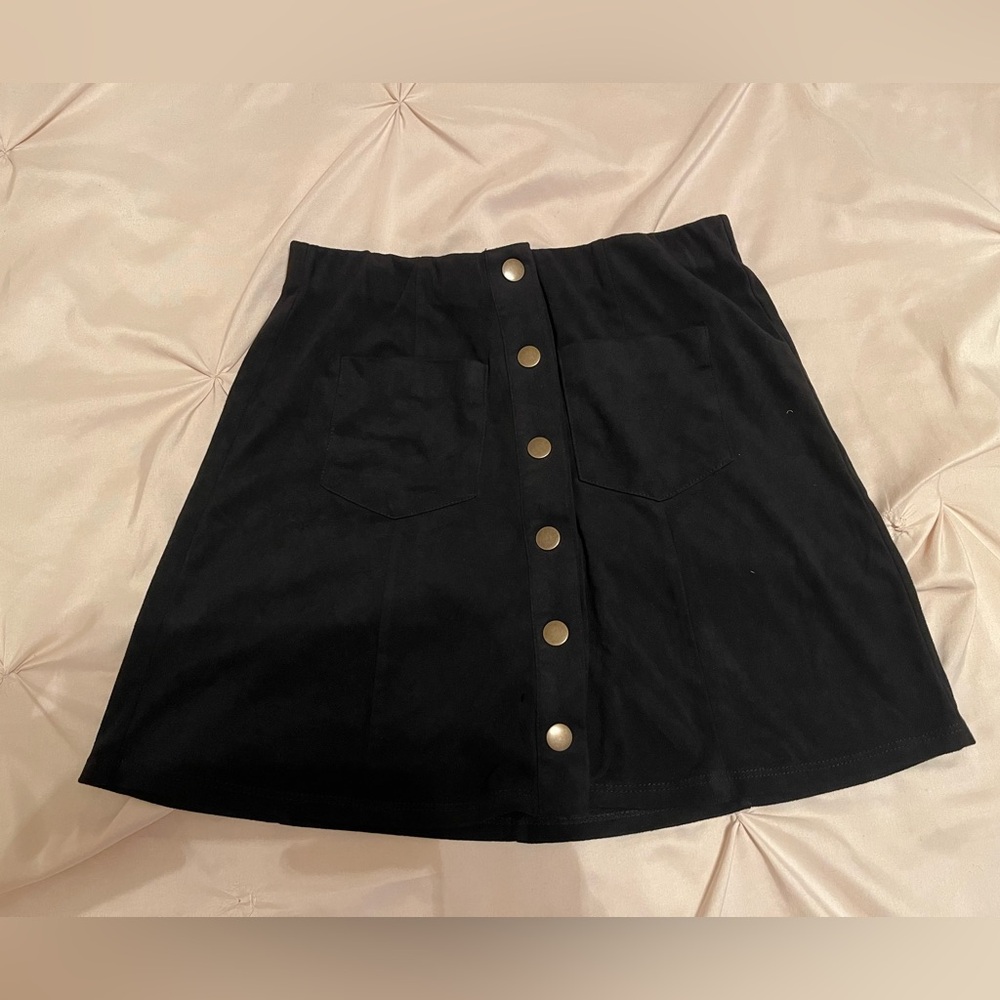 Forever 21 Black Button-Front Skirt